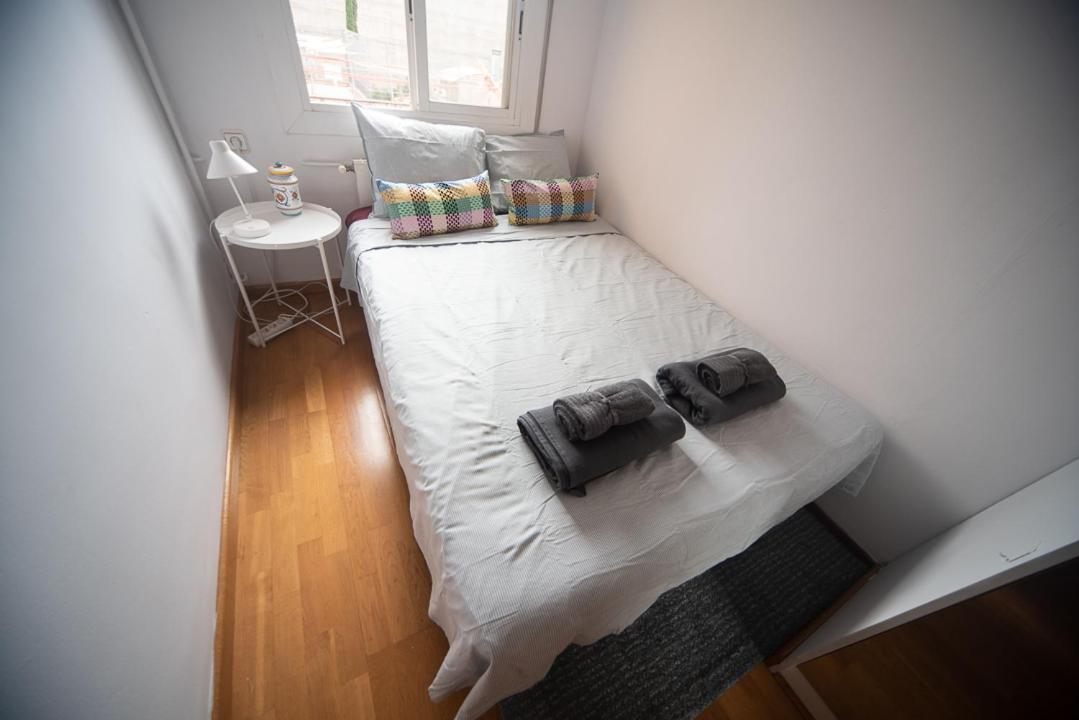 Traditional Rooms In Eixample 巴塞罗那 外观 照片